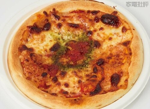 ピザはおいしく焼けた! プライベートブランドのオーブンレンジおすすめ イメージ
