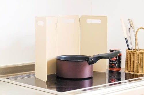 重みがあるのでしっかり立つ！ スリーコインズおすすめ イメージ