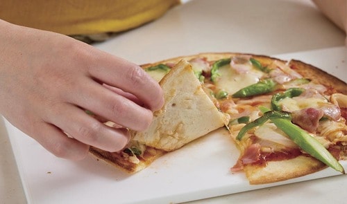 サクサク食感で重たさを感じず食べられる ピザクラストおすすめ イメージ2