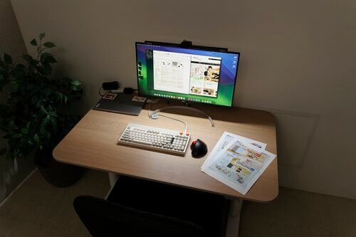 ホタルクス AXIS LIGHT