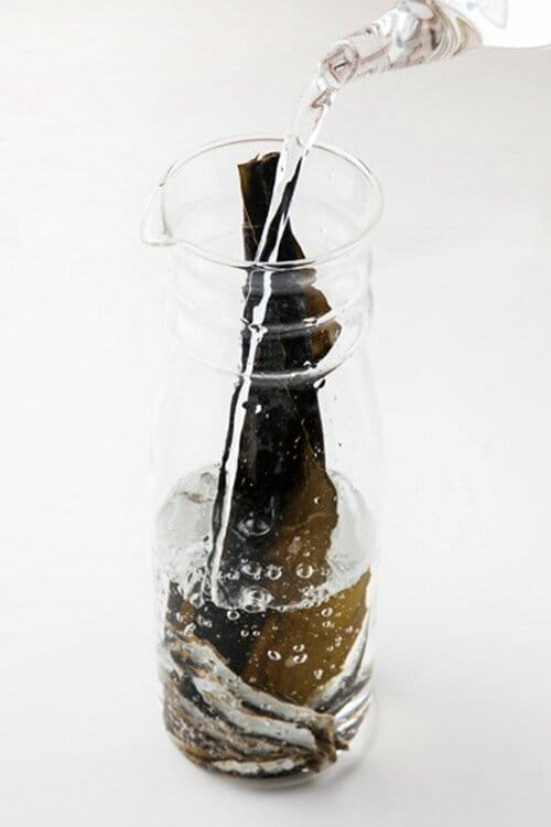 ③鍋やそばつゆにぴったり こんぶ×煮干し水だし 水出汁おすすめ イメージ7