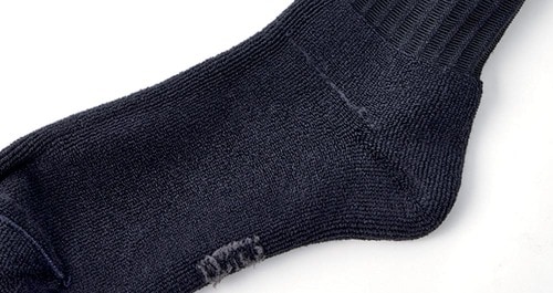 履いていると暖かくなって保温性もバツグン メンズ用暖かい靴下おすすめ イメージ