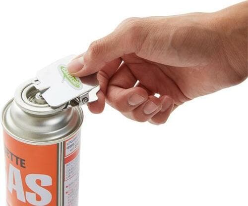 挟むだけでガス缶を処分！ 和平フレイズ「ガス抜きクリップ」 イメージ2