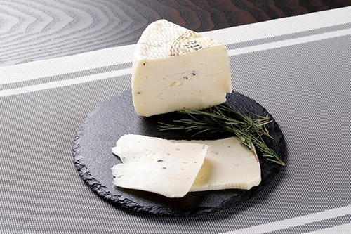 38位: Fior Di Tartufo「黒トリュフ入りチーズ」 コストコ食品おすすめ イメージ2