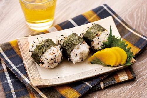 C評価: 素材がおいしい「ふりかけ 梅と若布」 イメージ2