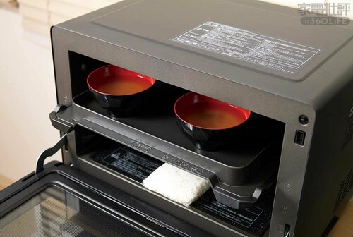 ［2段あたため］：ごはんと味噌汁が適度に温まった オーブンレンジおすすめ イメージ
