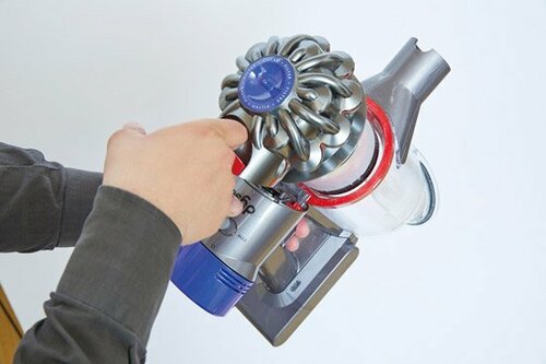 ゴミ捨て機能は新型の方がラクかも
