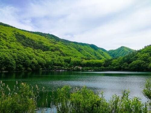 3:湖
