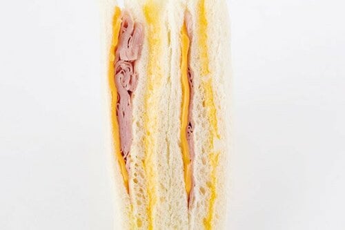 10位: 【10位】それぞれの具材が強いファミマ「ハムチーズたまご」 イメージ2