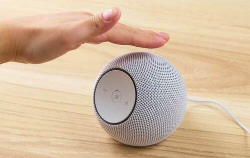 上部タッチで機能を一時停止 Echo Dot Maxおすすめ イメージ