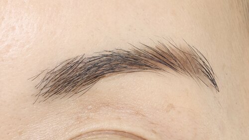 仕上がり 2025年ベストコスメ 眉&アイメイク部門おすすめ イメージ