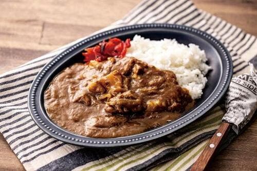 牛すじのうまみが溶け込み辛みはジワジワ