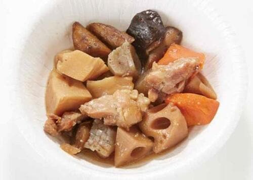 1位だしのうま味を利かせた7種具材の筑前煮はプロも絶賛の味