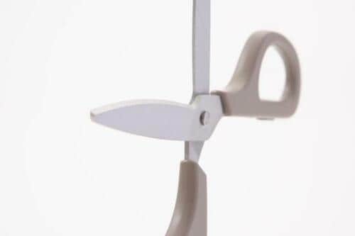 紙はもちろん仕事でよく使うクラフトテープも快適にカット!！ イメージ2