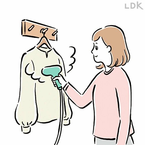 衣類スチーマーは吊るしたまま使える アイロンと衣類スチーマー比較おすすめ イメージ