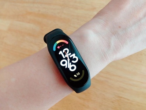 女性向けスマートウォッチおすすめ シャオミ Xiaomi Smart Band 7 イメージ2