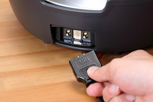 電源コードが長めで使いやすい&安心のマグネットプラグ グリル鍋おすすめ イメージ2