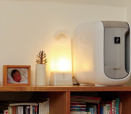 間接照明で落ち着いた雰囲気持ち運びできるのでベッドサイドにも イメージ