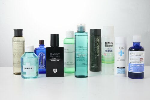 ニキビケア化粧水の比較方法は? 男性用ニキビケア化粧水おすすめ イメージ