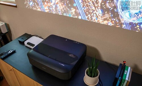 奥行きが浅く家具やテレビ台に設置しやすい! 家電ベストバイ オブザイヤーおすすめ イメージ2