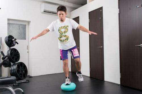 バランスディスクの最大の効果は体幹力UP