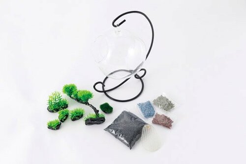 机の上にも置いておける小型がウリのカワイイ水槽 イメージ