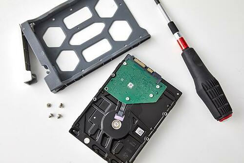 アルミボディを採用したハイスペックなNAS【TerraMaster F2-221】 イメージ4