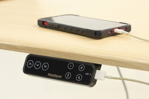 結果:スイッチを押すだけで超ラクちん! FlexiSpotの電動昇降デスクおすすめ イメージ2