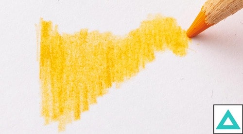 描きやすさ：ややザラっとした描き心地 36色の色鉛筆おすすめ イメージ