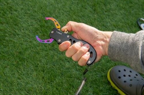 6位: 軽量で値段も安い「L-park」 フィッシュグリップおすすめ イメージ
