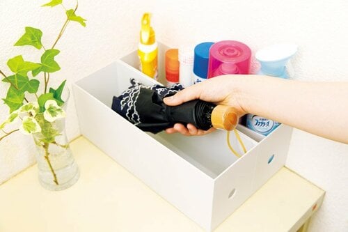 スプレー&折り畳み傘は無印ボックスを定位置に! イメージ2