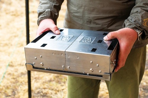 ステンレス製で頑丈なシンプルBBQグリル イメージ