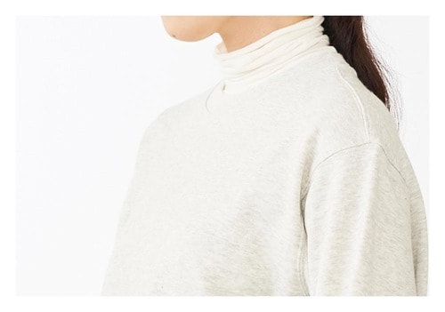 オーバーサイズは落とし穴 レディースのスウェットおすすめ イメージ