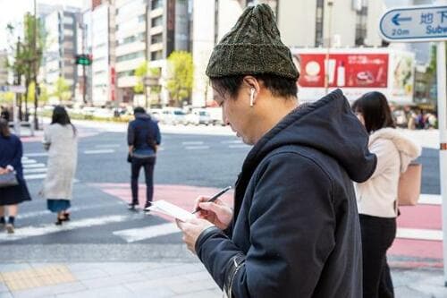 ポイント3：バッテリーの持ちは2代目がやや長い イメージ2