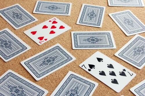 カードゲームのおすすめをボードゲームカフェのオーナーに教えてもらいました カードゲームおすすめ イメージ
