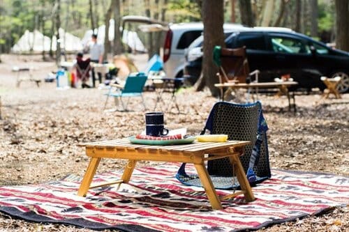 自然のなかでゆったりするならメインはローウッドテーブル イメージ