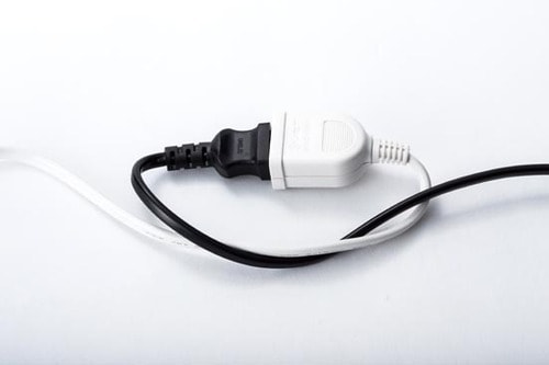 日用品や事務用品ですぐデキる！ ケーブル収納・整理の0円アイデア イメージ7