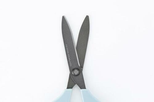 切れ味と握りの優しさを両立サクサ フッ素・グルーレス刃 イメージ2