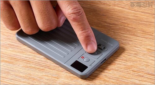 検証1:使いやすさ編 ボタンを一回押すだけで楽チン! ボイスレコーダーおすすめ イメージ