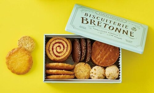 缶もクッキーも見た目が最高 手土産おすすめ イメージ