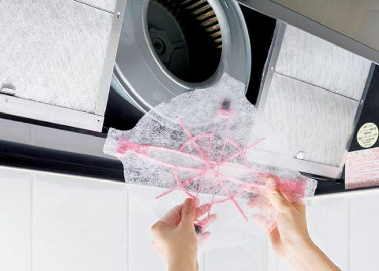【大掃除終わったら】換気扇の油汚れを防ぐ！ おすすめ防汚テクは？｜『LDK』が紹介