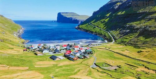 緑はやや強めだが赤と青は自然 折りたたみスマホおすすめ イメージ