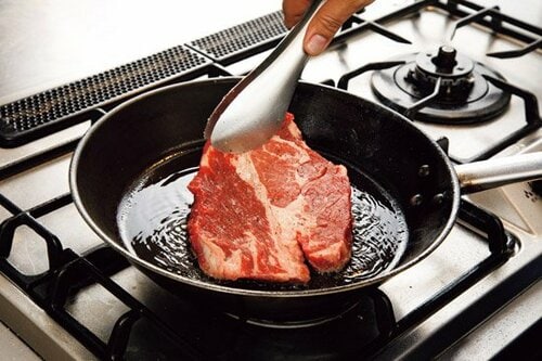 一般的な焼き方は焼きムラが目立ちます イメージ2