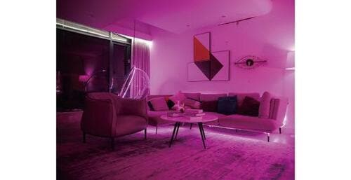 スマスピの音楽に連動して色が変わる「LEDテープライト」 イメージ3