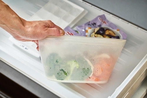 シリコーンバッグを使うメリット2：冷凍保存ができる シリコーンバッグおすすめ イメージ