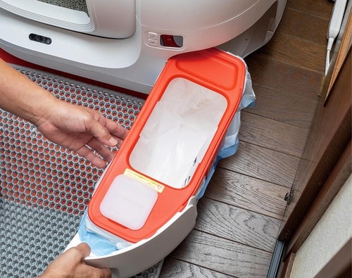 1:本体にネコ砂と袋をセットする 猫用トイレおすすめ イメージ