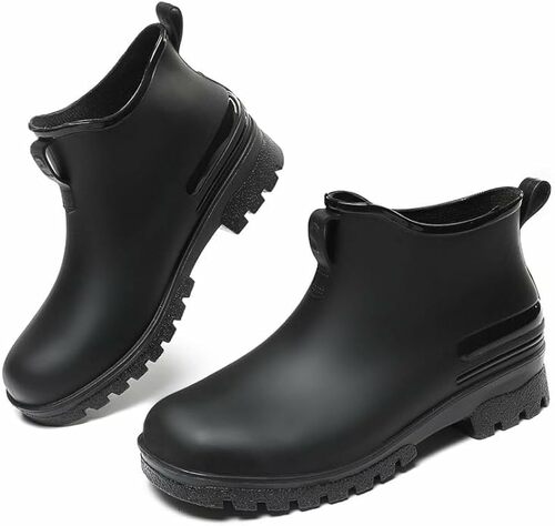 水気をよく拭くこと!新聞紙inも効果的 レディースレインシューズおすすめ イメージ