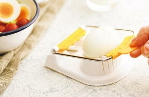 気持ちいいくらい切れて断面キレイ 貝印「玉子切り」 イメージ2