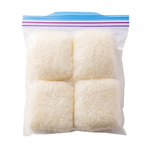 コツ2：バットの上で冷凍すれば素早く凍っておいしさキープ ご飯冷凍容器おすすめ イメージ2