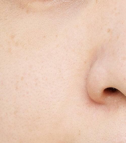 やや粉っぽいけど圧倒的に崩れない! チャコット「フィニッシングパウダー」